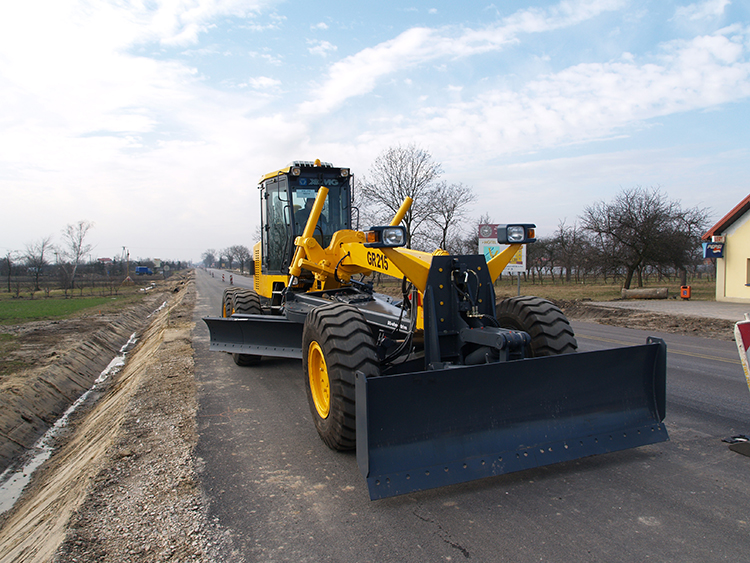 XCMG Official 215HP small motor graders GR215 new 16 ton motor grader with spare parts for sale